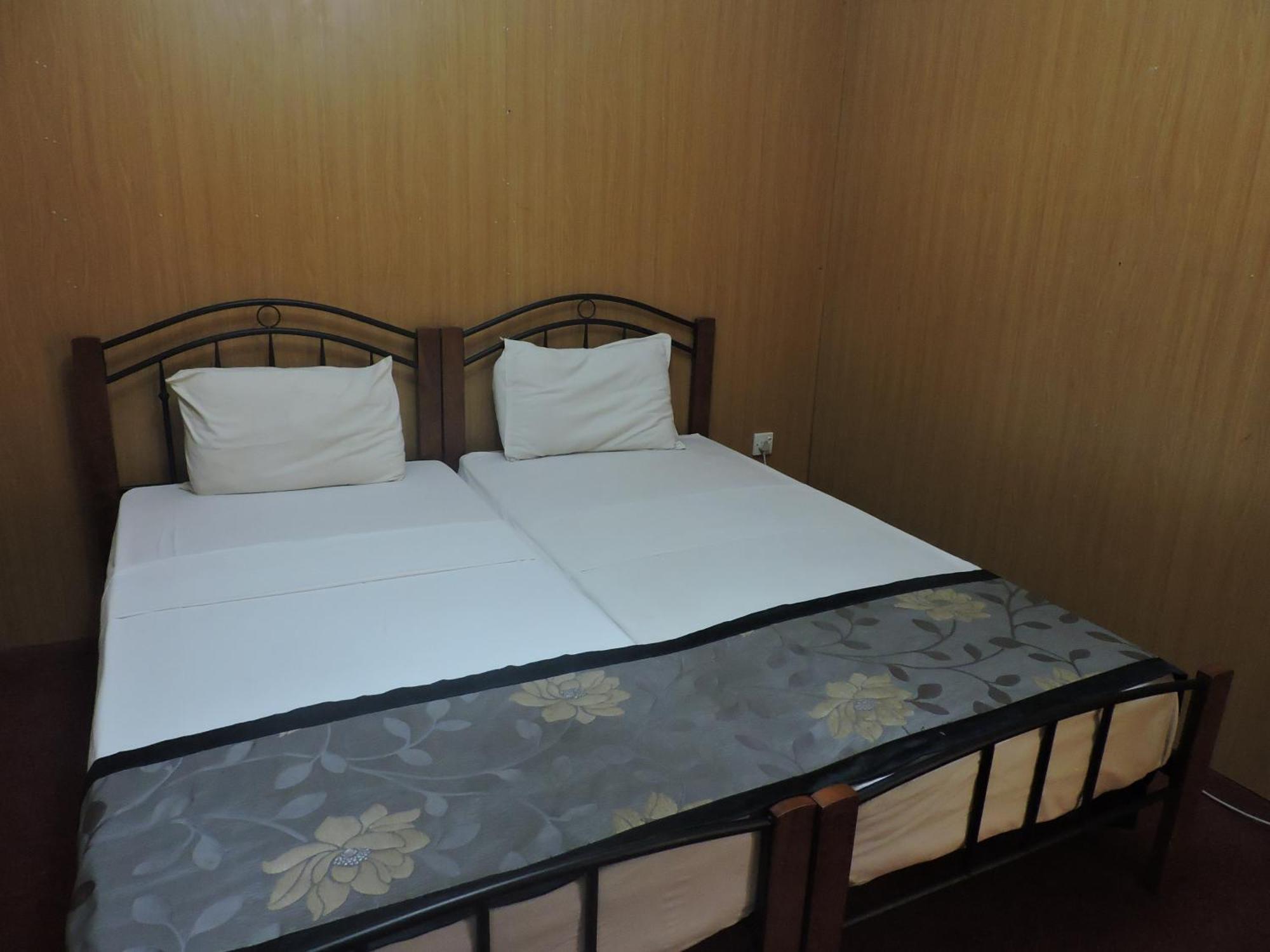 Charlton Kandy City Rest Cameră foto